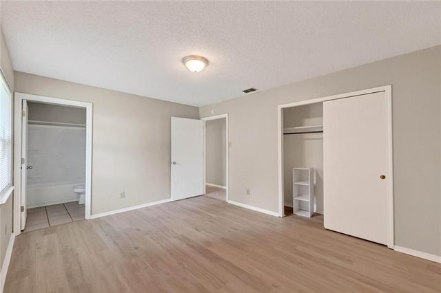 801 Trailwood Drive W, Mobile, AL 36608