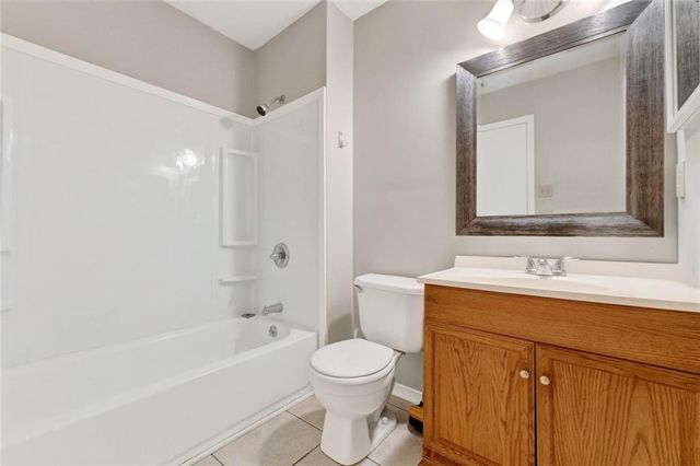 801 Trailwood Drive W, Mobile, AL 36608