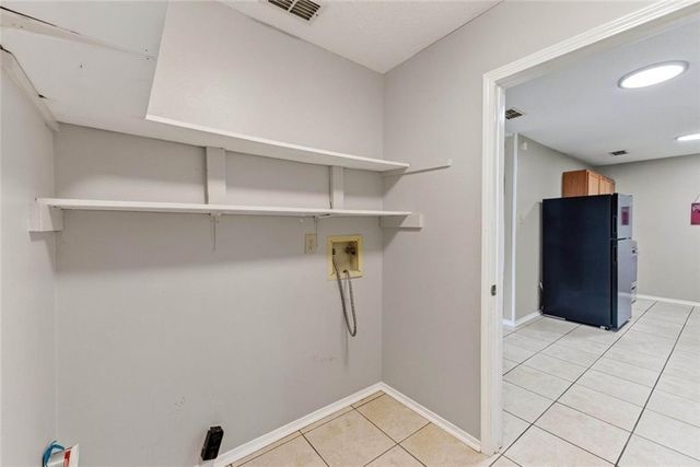 801 Trailwood Drive W, Mobile, AL 36608