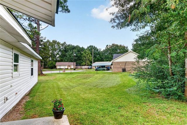 801 Trailwood Drive W, Mobile, AL 36608