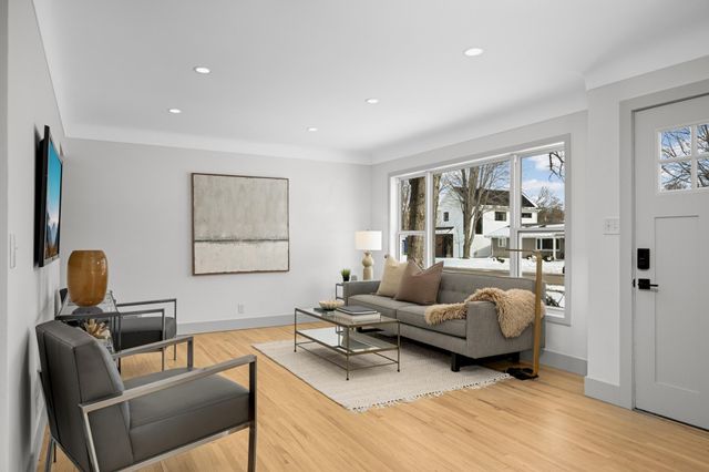 5544 Irving Avenue S, Minneapolis, MN 55419