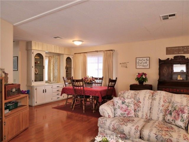 24921 Muirlands Boulevard 202, Lake Forest (el Toro), CA 92630