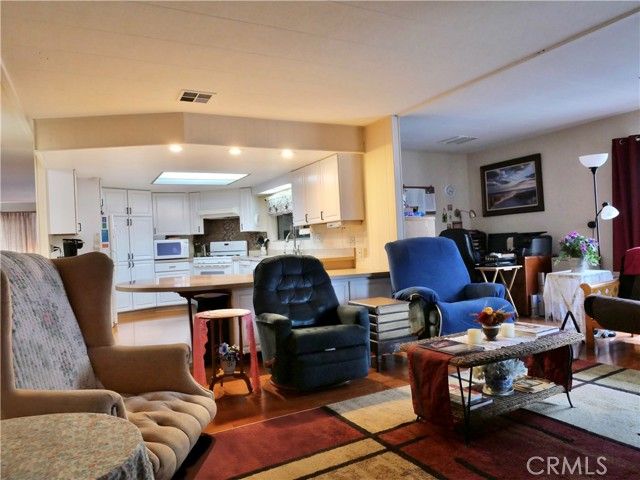 24921 Muirlands Boulevard 202, Lake Forest (el Toro), CA 92630