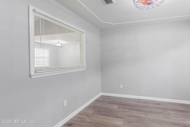 1515 W POINTER Drive W, Jacksonville, FL 32221