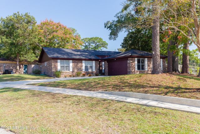 1515 W POINTER Drive W, Jacksonville, FL 32221