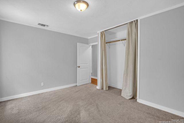 8211 Berrycreek, San Antonio, TX 78218