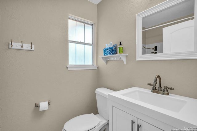 8211 Berrycreek, San Antonio, TX 78218