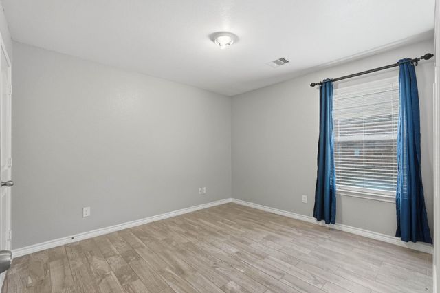 9431 Paloma Creek Drive, Tomball, TX 77375