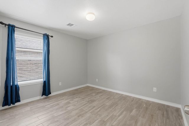 9431 Paloma Creek Drive, Tomball, TX 77375