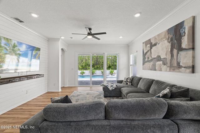 15822 TISONS BLUFF Road, Jacksonville, FL 32218