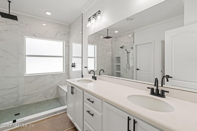 15822 TISONS BLUFF Road, Jacksonville, FL 32218