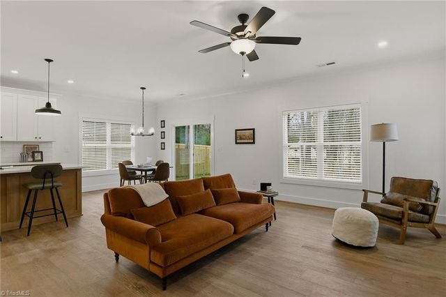 832 Vandar Drive, Winston-salem, NC 27106