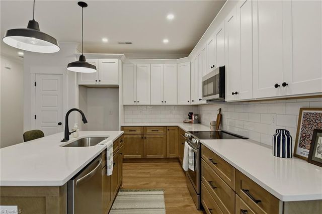 832 Vandar Drive, Winston-salem, NC 27106