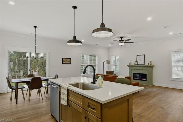 832 Vandar Drive, Winston-salem, NC 27106