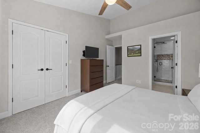 444 Hurston Circle, Charlotte, NC 28208