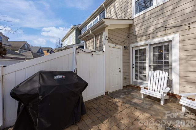 444 Hurston Circle, Charlotte, NC 28208