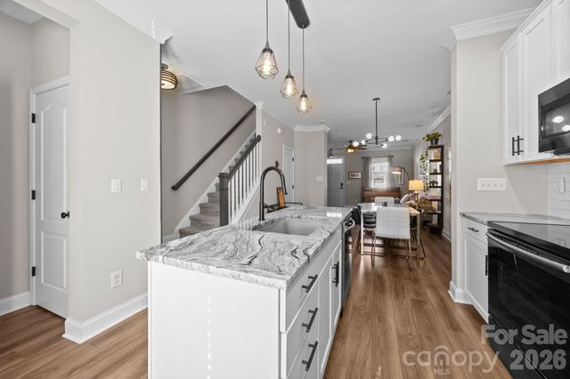 444 Hurston Circle, Charlotte, NC 28208