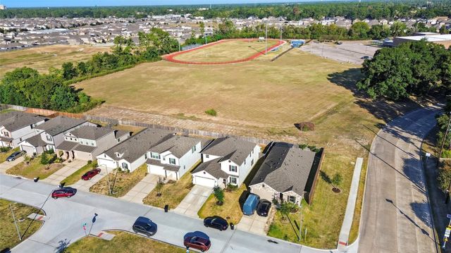 4206 Tulip Oak Drive, Houston, TX 77068