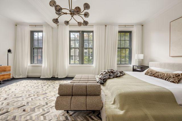 178 E 73rd Street, New York City, NY 10021