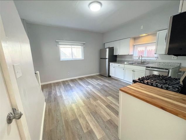 753 Saline Street, E Pittsburgh, PA 15207