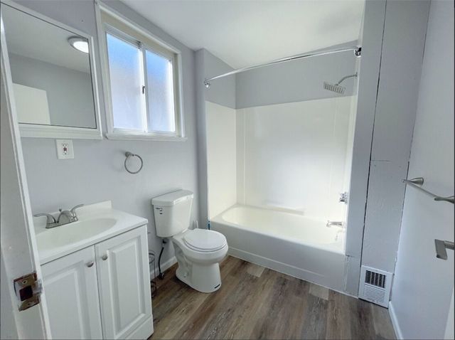 753 Saline Street, E Pittsburgh, PA 15207