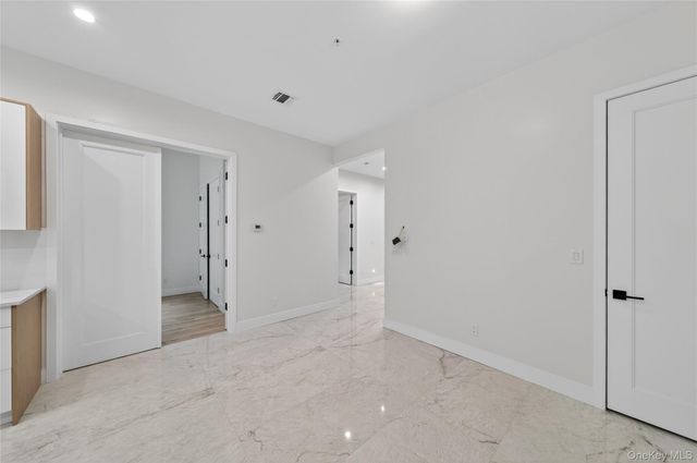 6 San Antonio Circle 102, Monroe, NY 10950