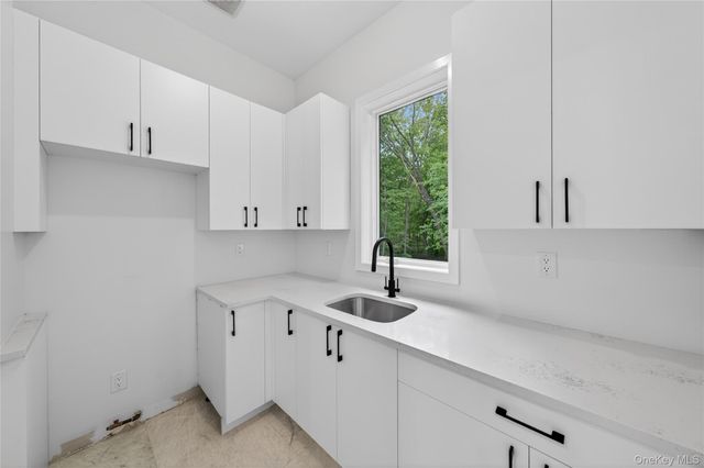 6 San Antonio Circle 102, Monroe, NY 10950