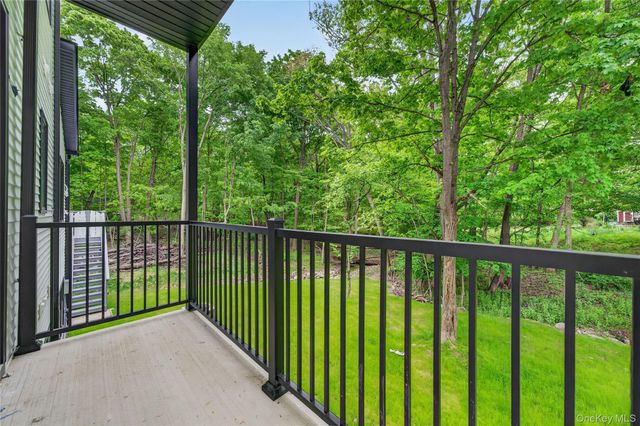 6 San Antonio Circle 102, Monroe, NY 10950