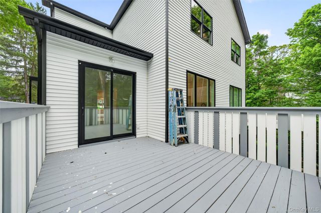 6 San Antonio Circle 102, Monroe, NY 10950