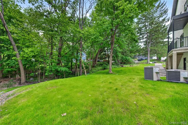 6 San Antonio Circle 102, Monroe, NY 10950
