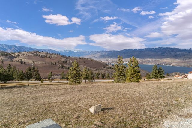 320 Paintbrush Road, Chelan, WA 98816