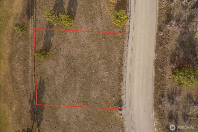 320 Paintbrush Road, Chelan, WA 98816