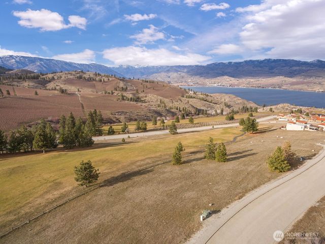 320 Paintbrush Road, Chelan, WA 98816