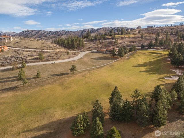 320 Paintbrush Road, Chelan, WA 98816