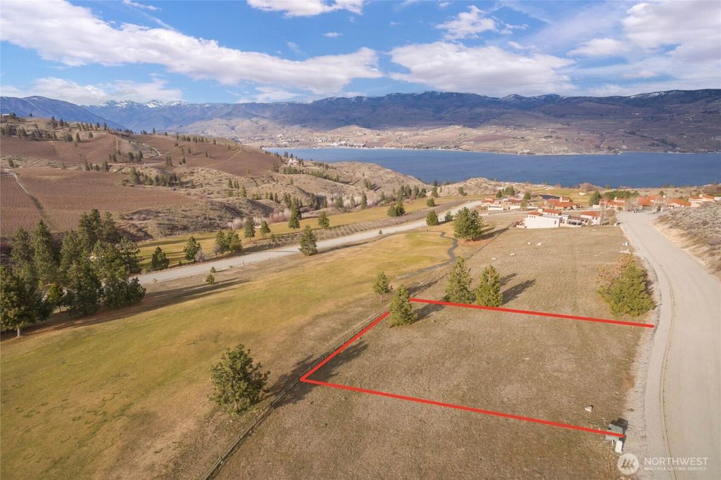 320 Paintbrush Road, Chelan, WA 98816