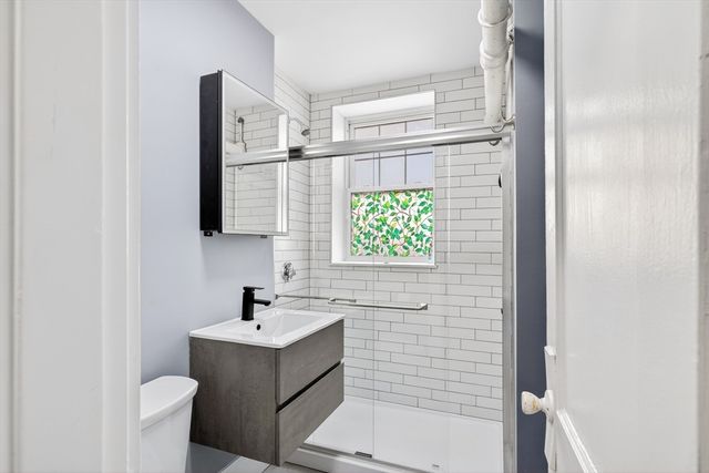 36 Saint Paul St B, Brookline, MA 02446