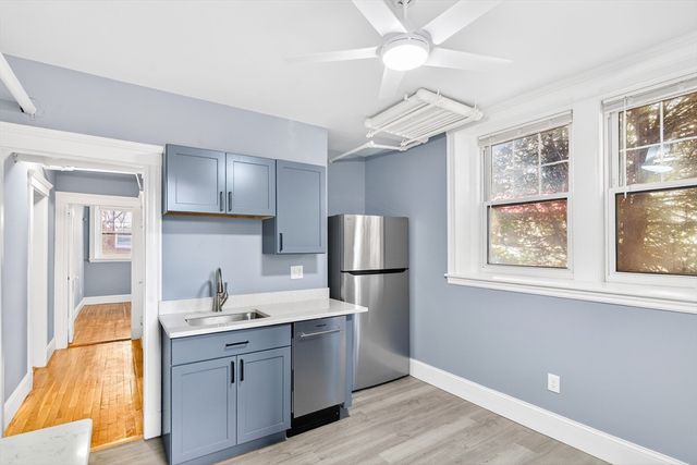 36 Saint Paul St B, Brookline, MA 02446