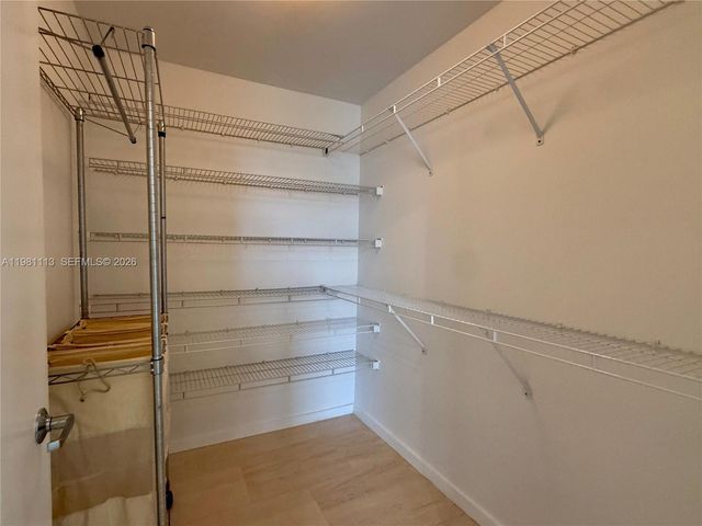 1050 Brickell Ave 3202, Miami, FL 33131