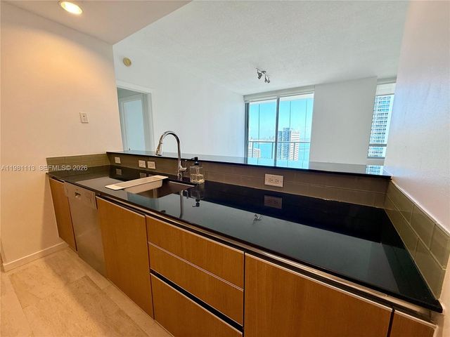 1050 Brickell Ave 3202, Miami, FL 33131