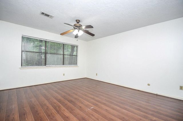6702 Spring Leaf Drive, Spring, TX 77379