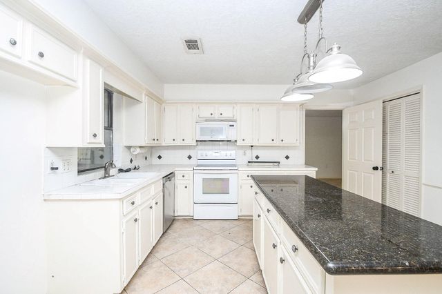 6702 Spring Leaf Drive, Spring, TX 77379