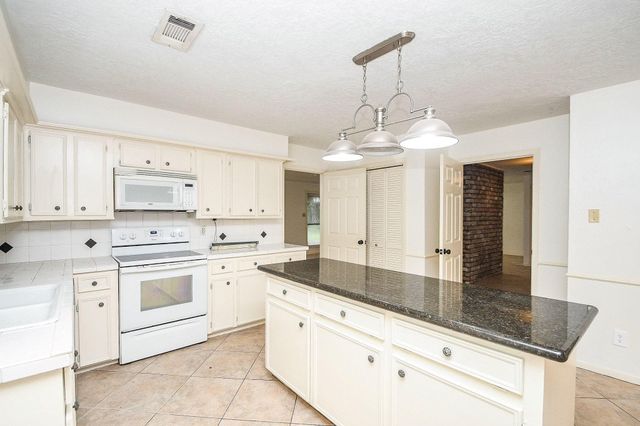 6702 Spring Leaf Drive, Spring, TX 77379