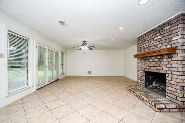 6702 Spring Leaf Drive, Spring, TX 77379