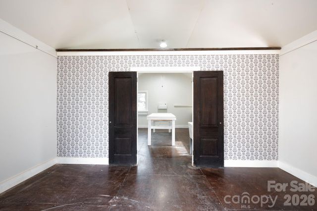 127 Shelburne Road, Asheville, NC 28806