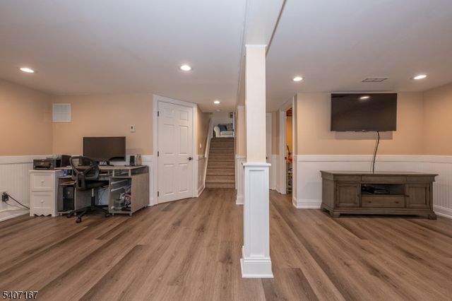 51 Carlisle Rd, Wayne Twp., NJ 07470