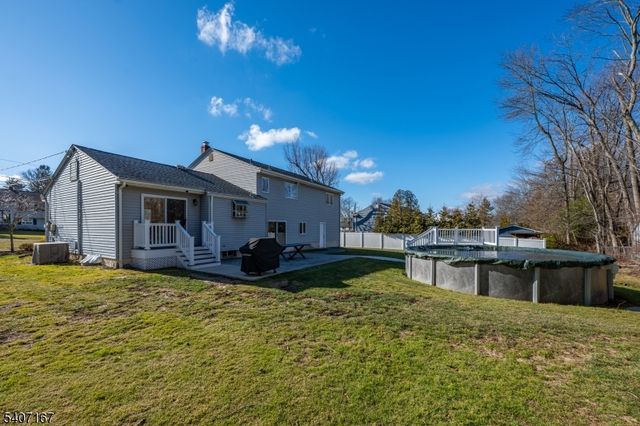 51 Carlisle Rd, Wayne Twp., NJ 07470