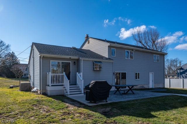 51 Carlisle Rd, Wayne Twp., NJ 07470