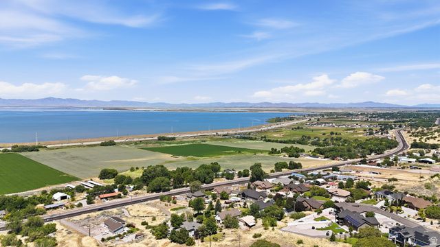 7205 S HWY 89, Willard, UT 84340