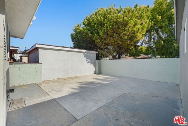 11006 Mansel Avenue, Inglewood, CA 90304