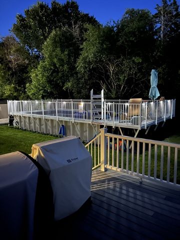 47 Colleens Way, Attleboro, MA 02703